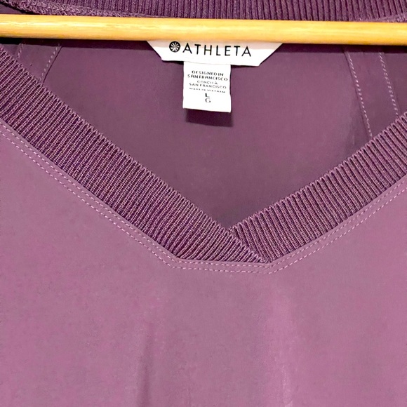 ATHLETA Top - Size L - Picture 2 of 4